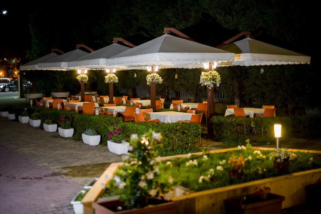 Kadrisa Hotel Durres Exterior photo
