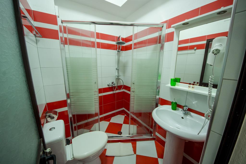 Kadrisa Hotel Durres Room photo